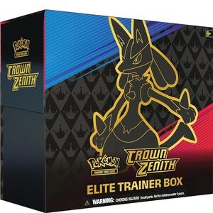 Brand new in sealded box Pokemon TCG: Crown Zenith Elite Trainer Box